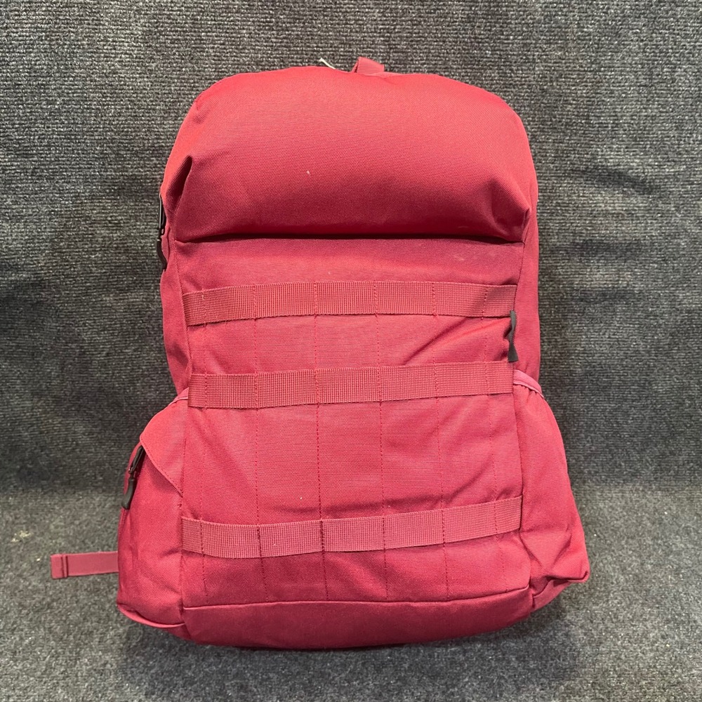 Amazonbasics B078j7nt5g Deep Red Molle Canvas Backpack For Laptops Up To 15 Inch